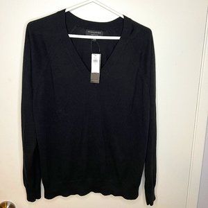 2022 Banana Republic Factory Forever Sweater V-Neck Size Large